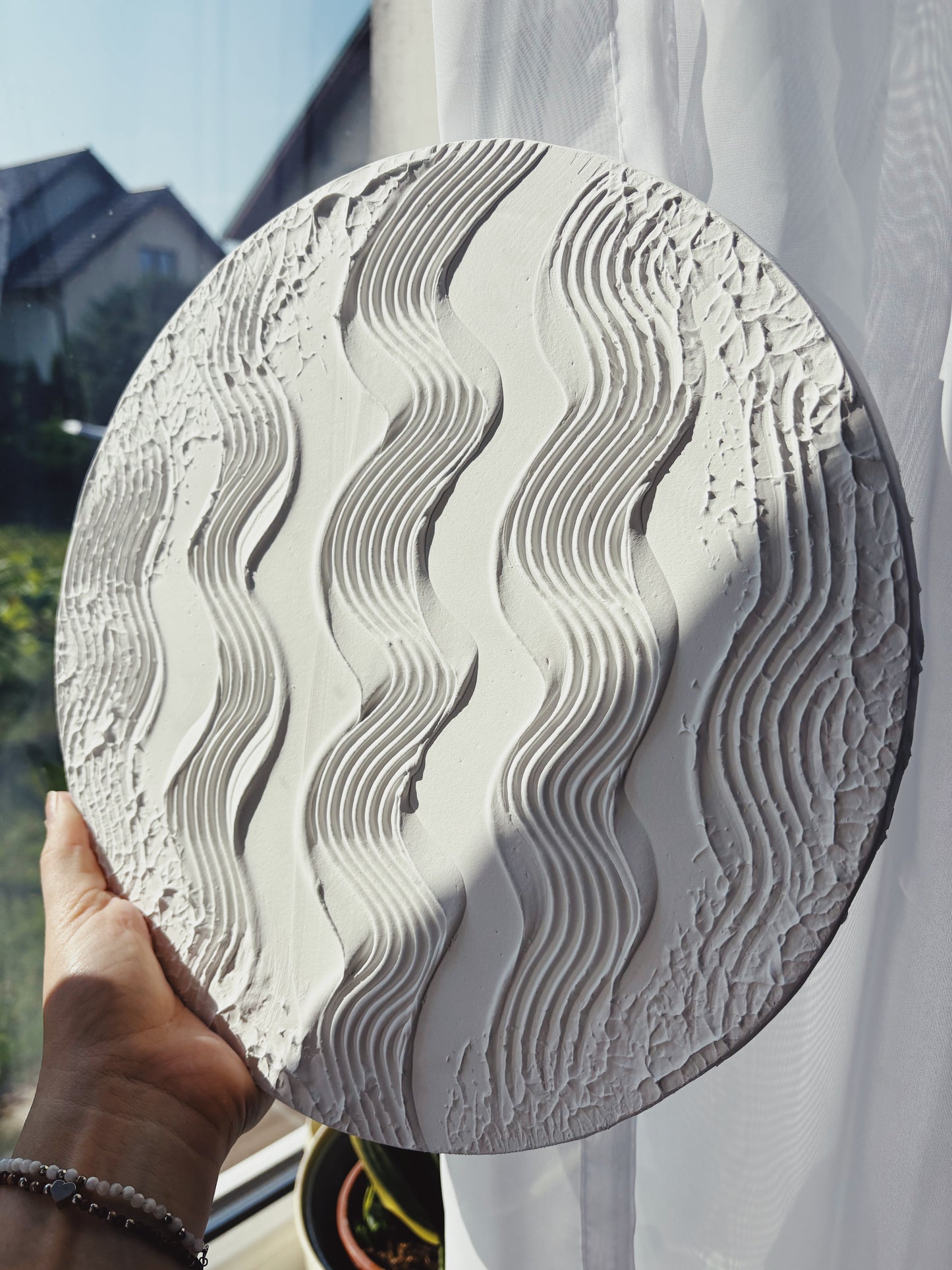Texture of wave pattern in HARMONY V minimalist wall art